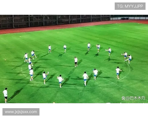 武汉足球队的灵活战术揭秘与球队发展之路探索