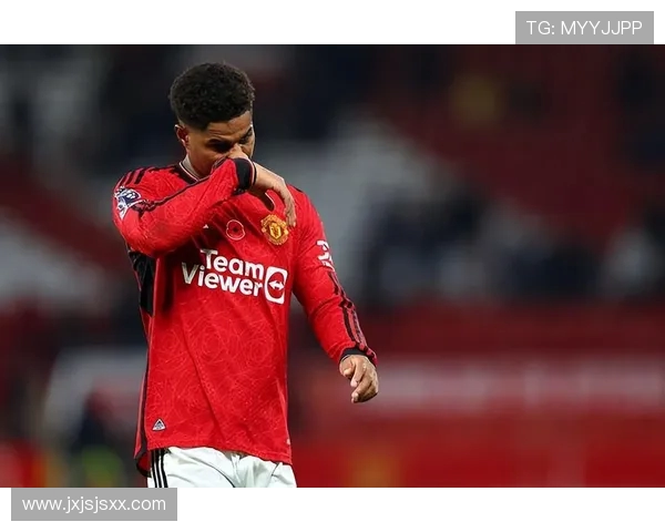 大巴黎与曼联激战正酣精彩直播全程回顾与分析