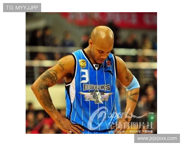 李根的篮球之路：从青涩少年到CBA明星的成长故事与奋斗历程